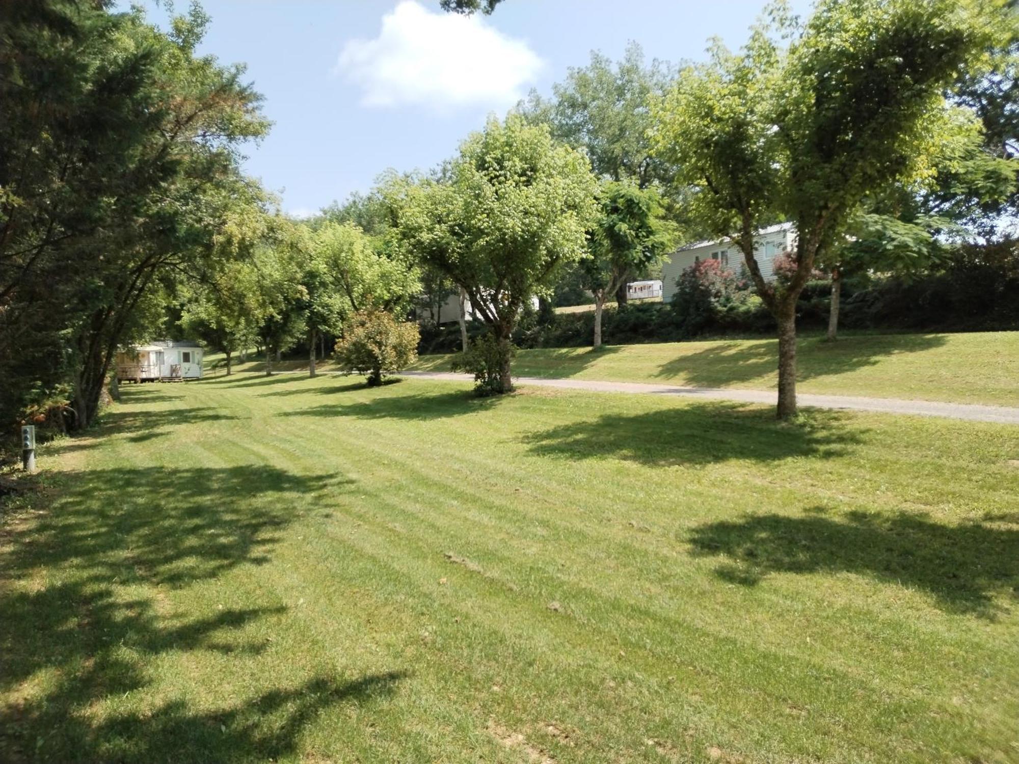 Camping Nature Le Valenty Mobil-Home-Dordogne Panoramique Clim Piscine Soturac Luaran gambar